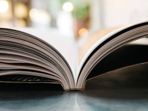 Книги и подаръци